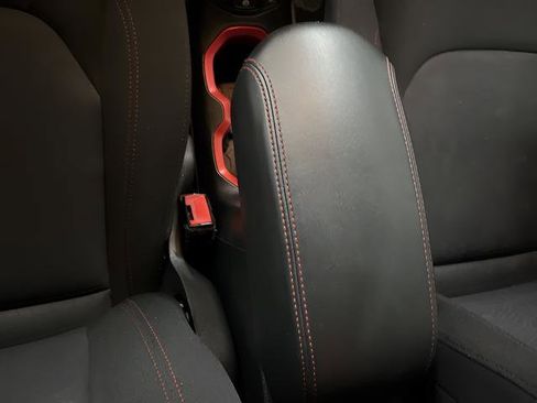 Used 2015 Jeep Renegade Trailhawk w/ Safety & Security Group I image 15