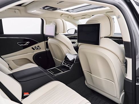 Used 2022 Bentley Flying Spur W12 AWD/4WD image 45