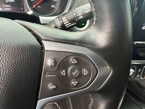 Used 2023 Chevrolet Traverse RS AWD/4WD image 10