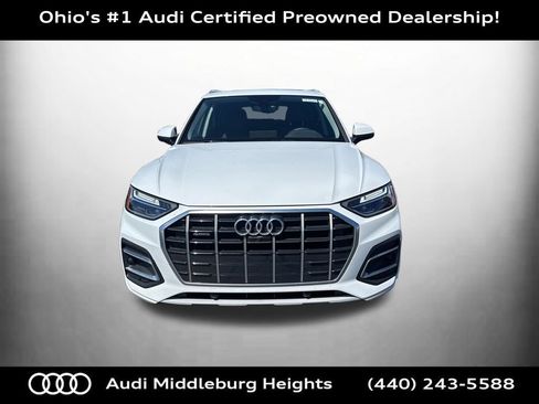 Used 2023 Audi Q5 2.0T Premium Plus w/ Premium Plus Package AWD/4WD image 2