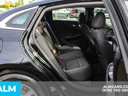 Used 2024 Chevrolet Malibu LT FWD image 18