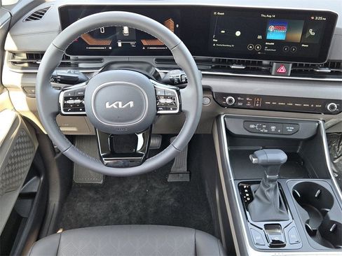 New 2026 Kia Carnival EX image 20