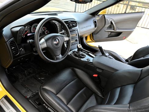 Used 2008 Chevrolet Corvette Coupe image 12