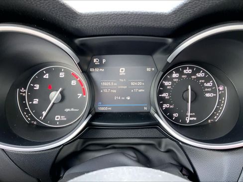 Used 2023 Alfa Romeo Stelvio Ti AWD/4WD image 26