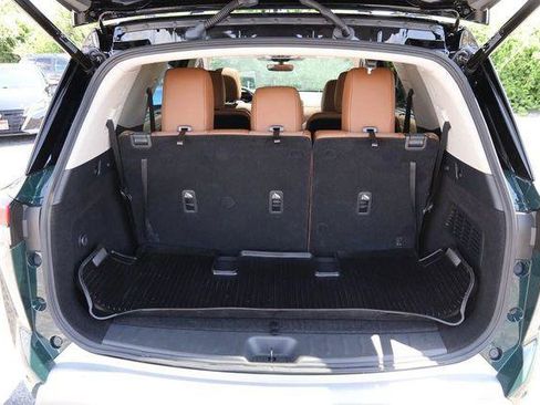 Used 2025 Nissan Pathfinder Platinum AWD/4WD image 7