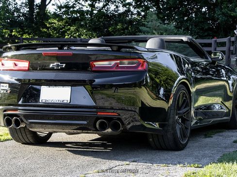 Used 2018 Chevrolet Camaro ZL1 w/ LPO, ZL1 Protection Package RWD image 8