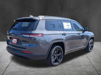New 2025 Jeep Grand Cherokee L Laredo AWD/4WD video 4