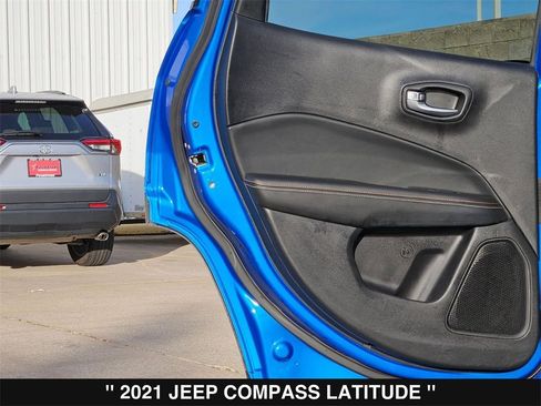 Used 2021 Jeep Compass Latitude image 18