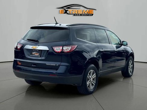 Used 2015 Chevrolet Traverse LT image 8