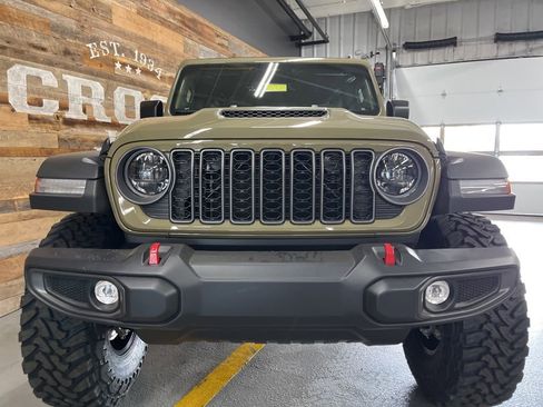 New 2026 Jeep Wrangler Unlimited Rubicon AWD/4WD image 7