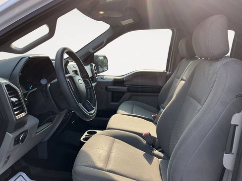 Used 2018 Ford F150 XLT w/ Heavy-Duty Payload Package AWD/4WD image 11