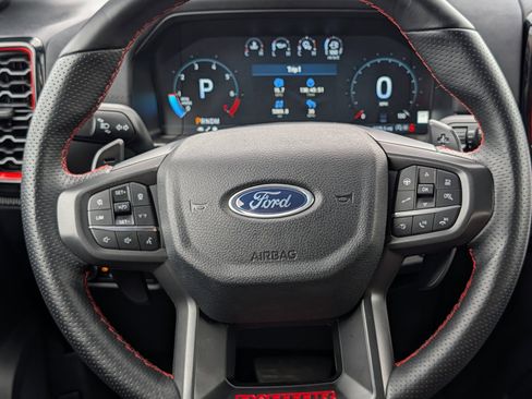 Certified 2025 Ford Ranger Raptor AWD/4WD image 28