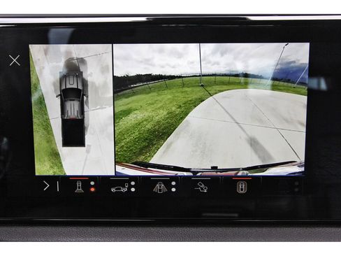 Used 2024 GMC Sierra 2500 AT4 w/ AT4 Premium Plus Package AWD/4WD image 24