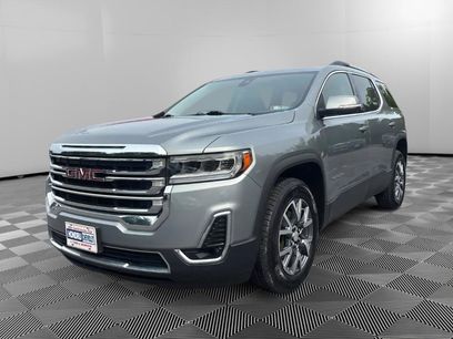 Used 2023 GMC Acadia SLT w/ Preferred Package