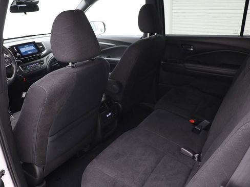 Used 2022 Honda Pilot Sport image 10