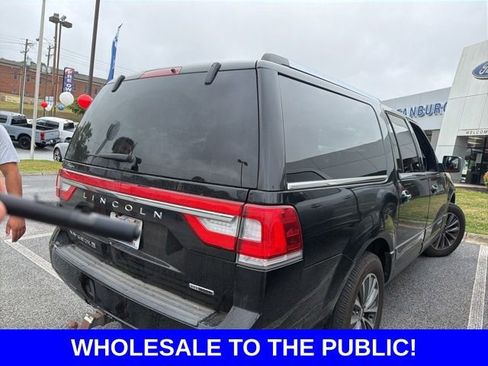 Used 2016 Lincoln Navigator L Select AWD/4WD image 10
