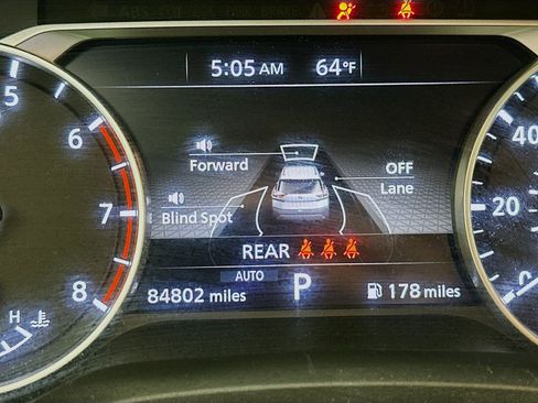 Used 2021 Nissan Rogue SV AWD/4WD image 12