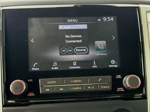 Used 2021 Nissan Titan SV w/ Accessory Utility Package image 14