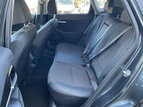 Used 2025 Kia Seltos S image 15