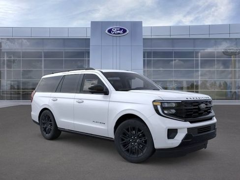New 2026 Ford Expedition Platinum w/ Stealth Appearance Package AWD/4WD image 7