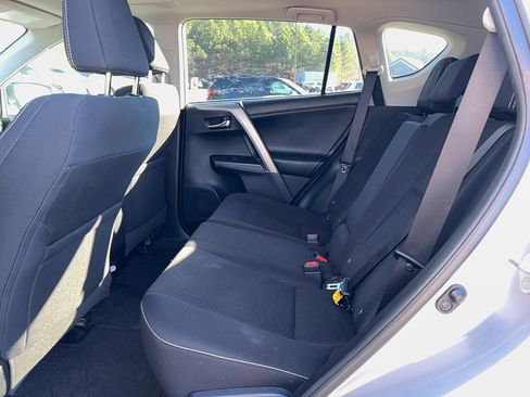 Used 2017 Toyota RAV4 XLE image 28