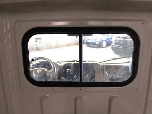 Used 2025 RAM ProMaster 2500 w/ Convenience Group FWD image 27
