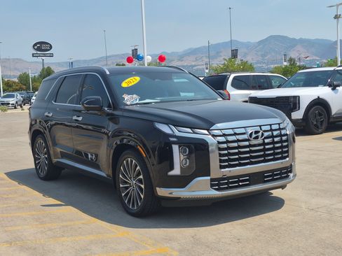 Used 2023 Hyundai Palisade Calligraphy AWD/4WD image 7