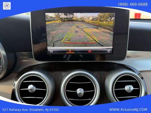 Used 2017 Mercedes-Benz GLC 300 4MATIC image 16