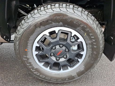 New 2026 Toyota Tacoma TRD Off-Road AWD/4WD image 18