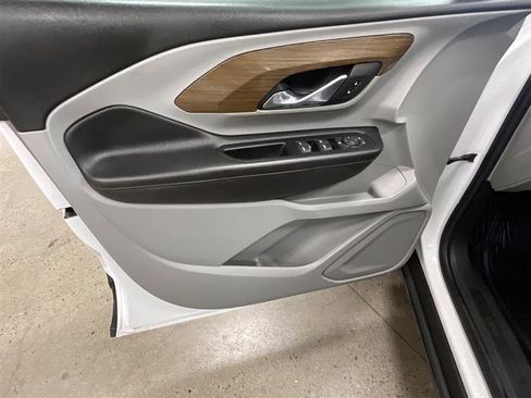 Used 2018 GMC Terrain SLE FWD image 10