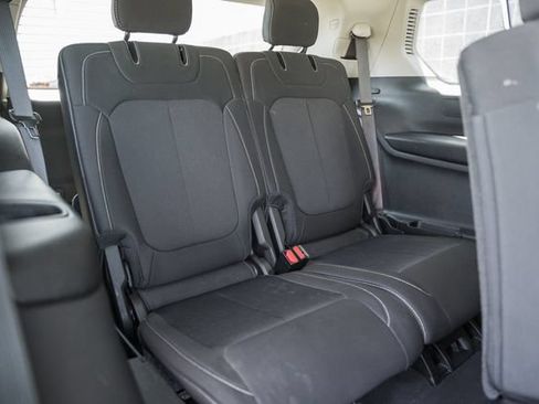 Used 2023 Jeep Grand Cherokee L Laredo AWD/4WD image 40