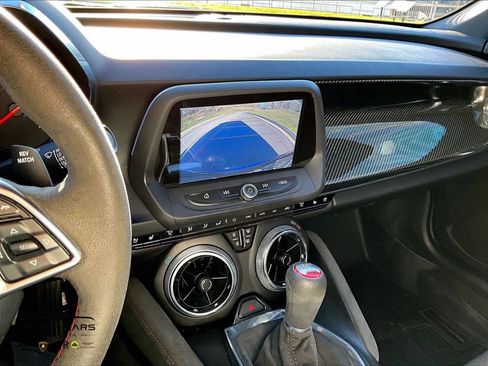 Used 2018 Chevrolet Camaro ZL1 image 7