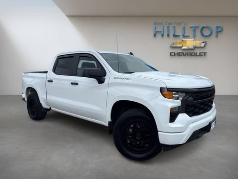 Used 2024 Chevrolet Silverado 1500 Custom AWD/4WD image 1