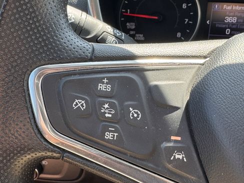 Used 2020 Chevrolet Equinox LT FWD image 6