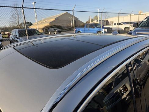 Used 2021 BMW X3 sDrive30i w/ Premium Package image 4