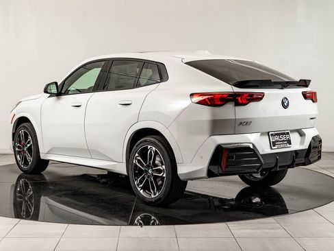 New 2026 BMW X2 xDrive28i w/ Technology Package AWD/4WD image 6