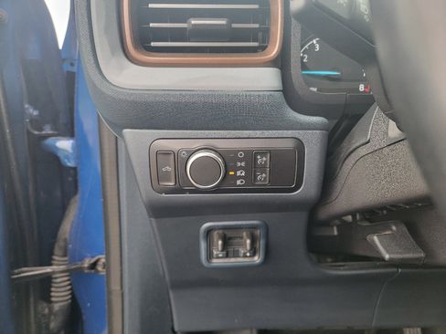 Used 2024 Ford Maverick Lariat w/ 4K Tow Package image 14