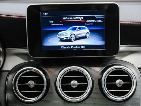 Certified 2019 Mercedes-Benz GLC 43 AMG 4MATIC image 18