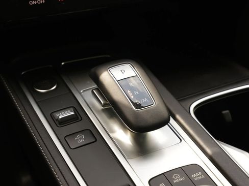 Used 2025 INFINITI QX60 Sensory image 15