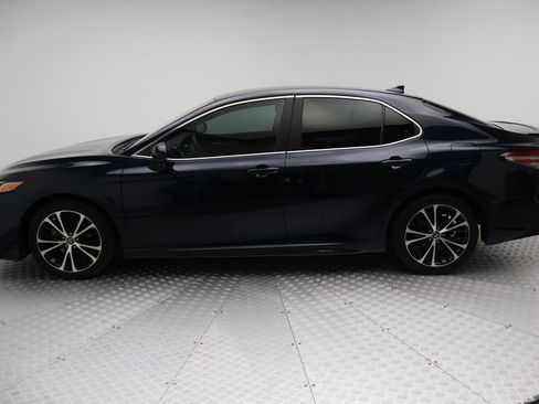 Certified 2019 Toyota Camry SE image 12