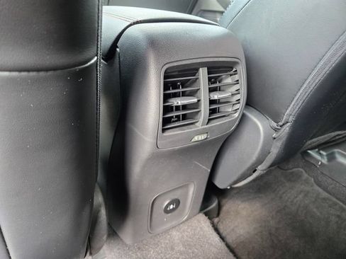 Used 2024 Ford Escape ST-Line w/ Tech Pack #1 AWD/4WD image 30