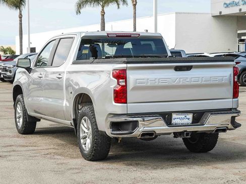 Used 2021 Chevrolet Silverado 1500 LT w/ Z71 Off-Road Package AWD/4WD image 6