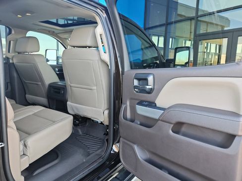 Used 2019 Chevrolet Silverado 3500 LTZ w/ Duramax Plus Package image 15