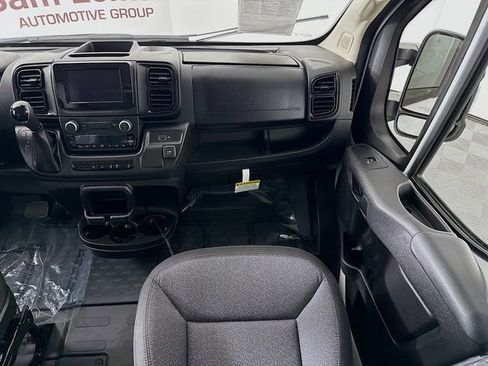Used 2025 RAM ProMaster 2500 w/ Safety Group image 21