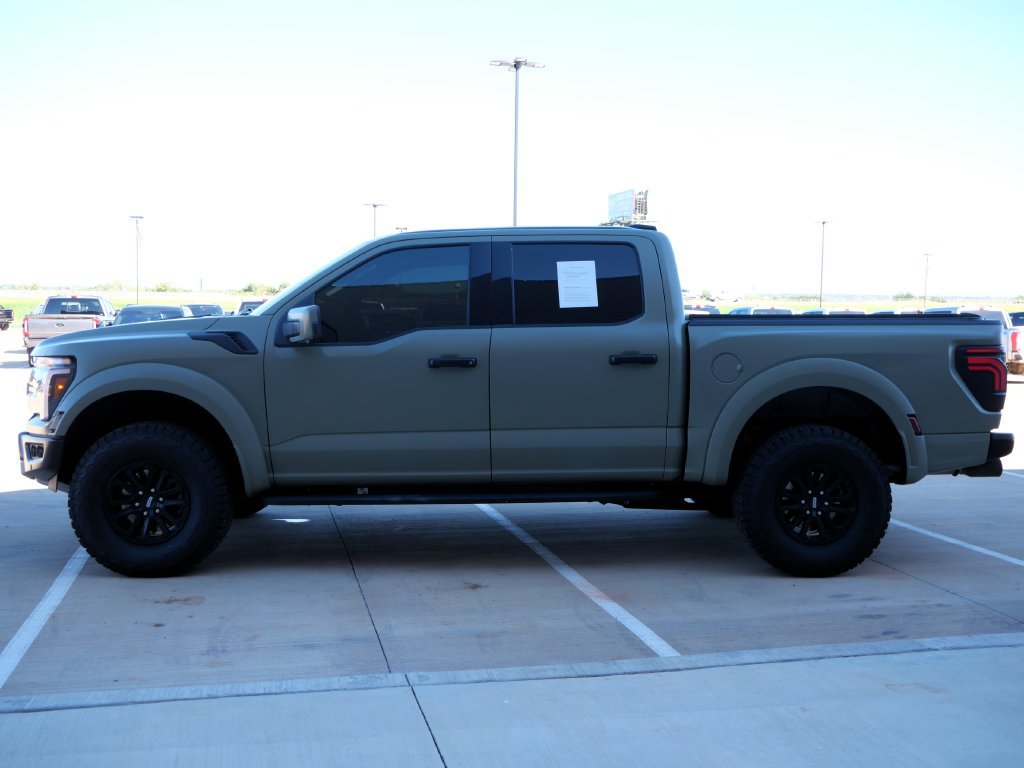 Used 2025 Ford F150 Raptor AWD/4WD image 3