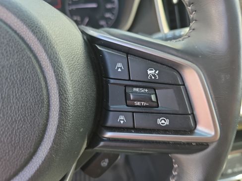 Used 2023 Subaru Ascent Touring AWD/4WD image 30