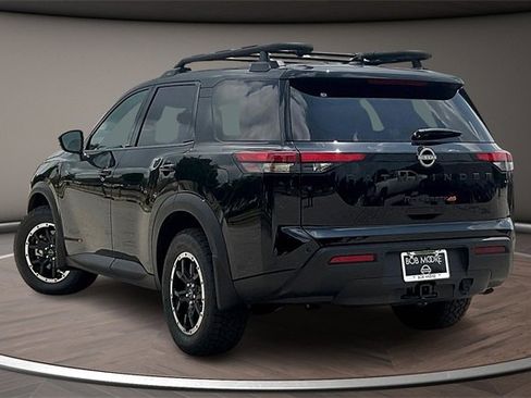 New 2025 Nissan Pathfinder Rock Creek image 3