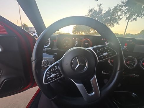 Used 2019 Mercedes-Benz A 220 image 13