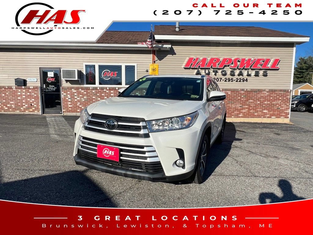 Used 2019 Toyota Highlander XLE AWD/4WD image 1