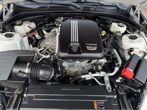 Used 2023 Cadillac CT4 Sport RWD image 8